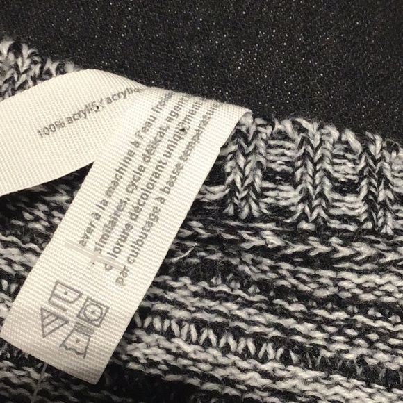 AEROPOSTALE NWT - Sz M - heathered sweater - timeless chic works to everything - Picture 7 of 8